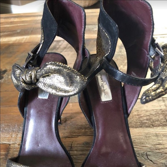 Report Heels - Picture 2 of 2